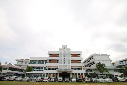 Chung Ling Butterworth High School — tuition centre in Butterworth