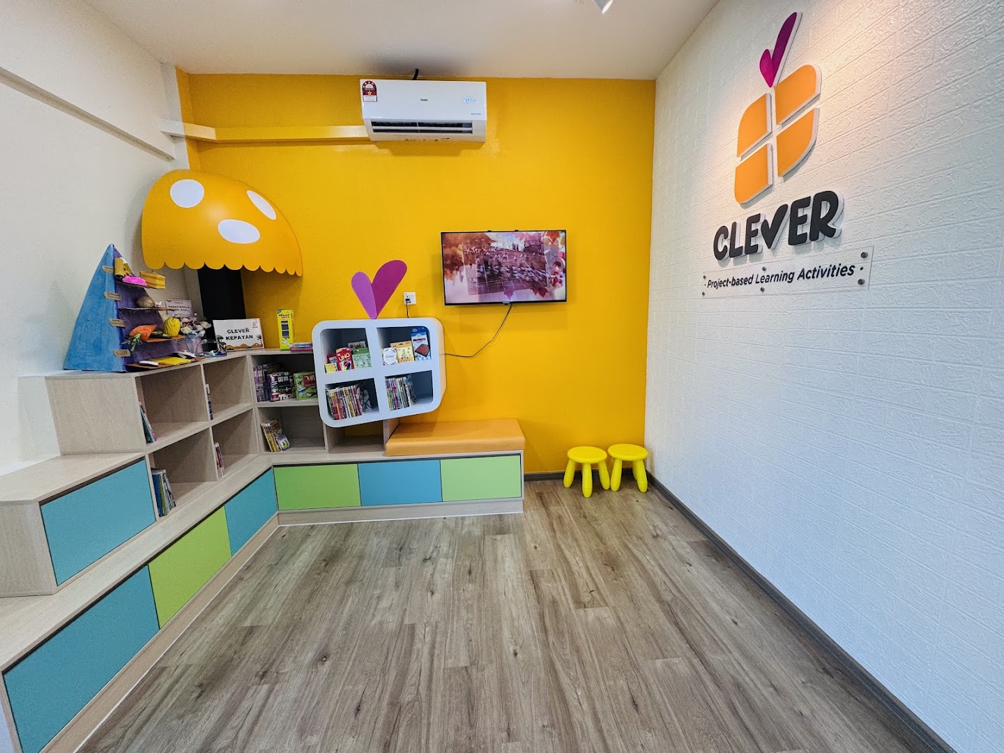 CLEVER Kepayan — photo 2