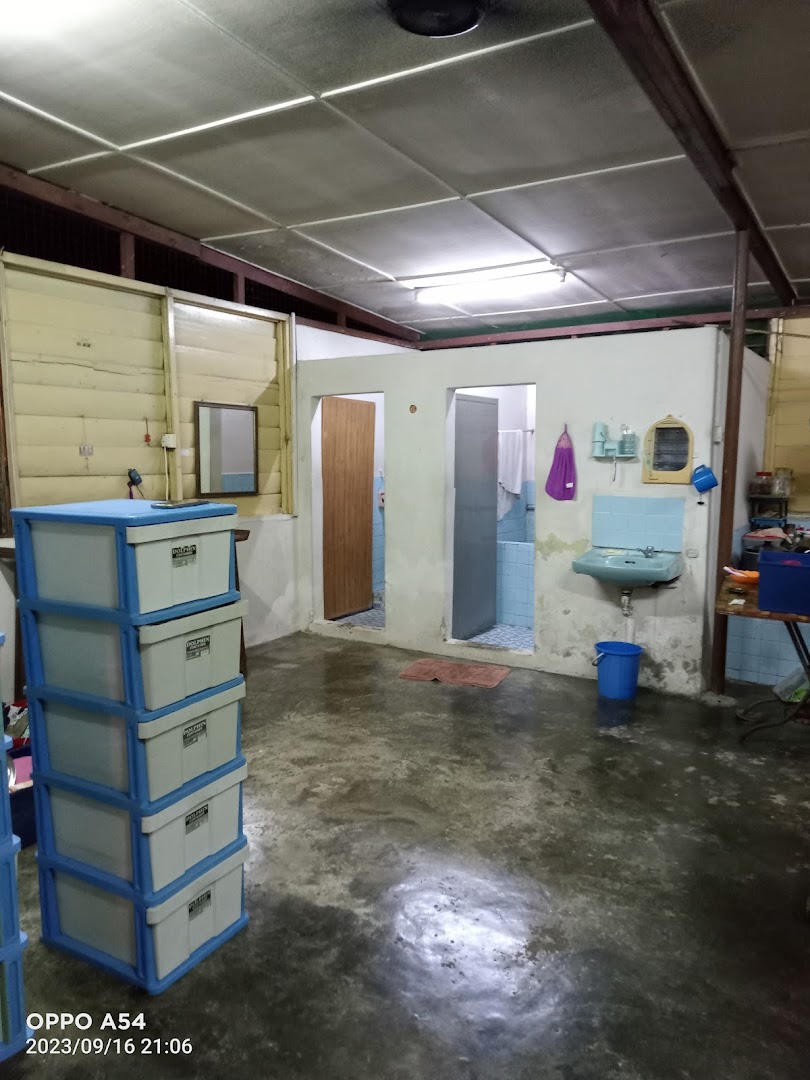 Erican Language Centre - Muar — photo 5