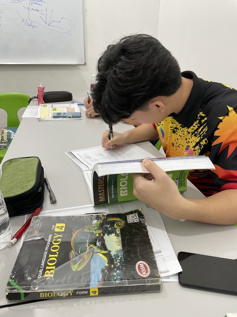 Find A Tutor Kota Kinabalu — photo 3