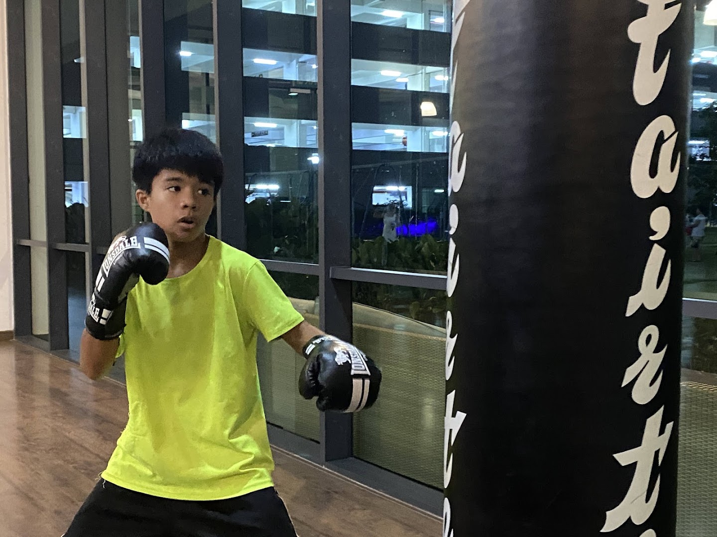 缤纷教育中心 Flying Colours Education Learning Centre (Puchong Utama) — photo 3