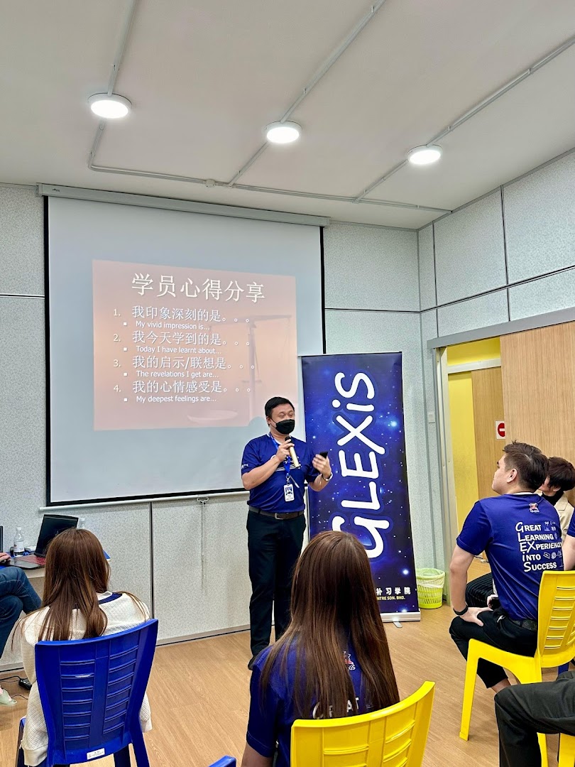 Glexis Tuition Centre & Daycare Cheras Damai Perdana 新时代安亲补习中心首都镇 — photo 3