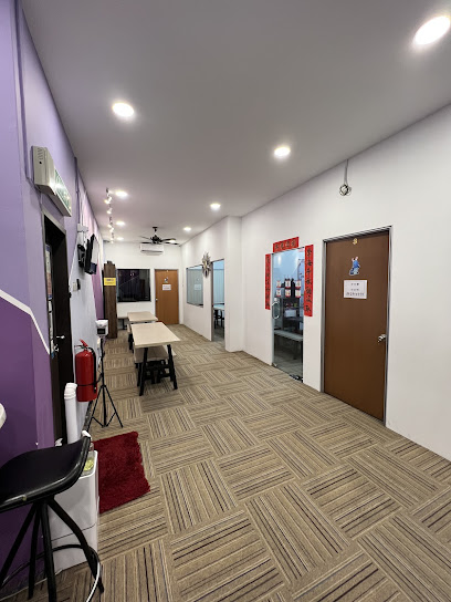 GRAPETREE TUITION CENTRE 葡萄树补习中心 （Pusat Tuisyen Anggur Aman) — tuition centre in Kuala Lumpur