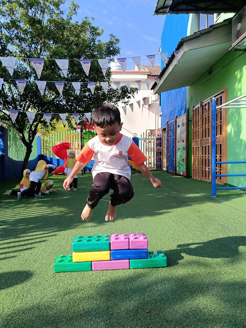 Little Caliphs Bukit Tinggi - Islamic Kindergarten, Daycare, Transit, Reading & Tuition Klang, Selangor — photo 1