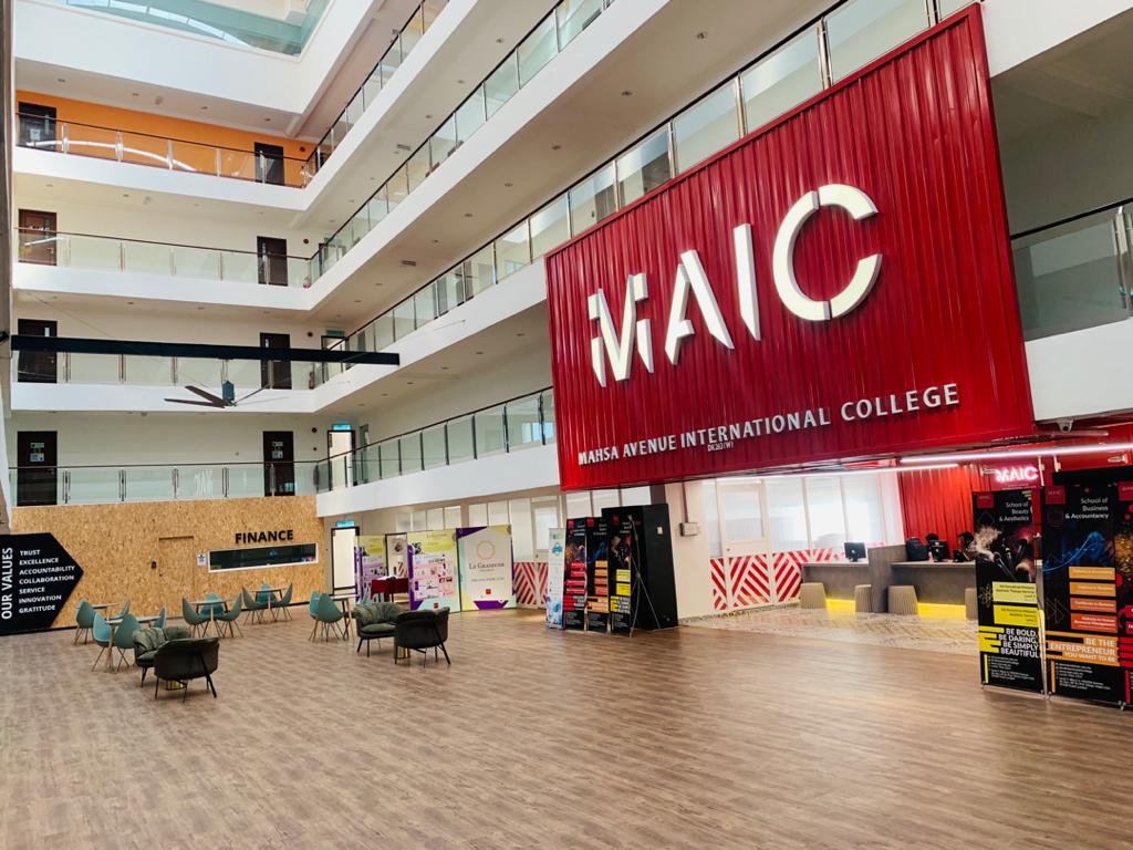 MAHSA Avenue International College — photo 2