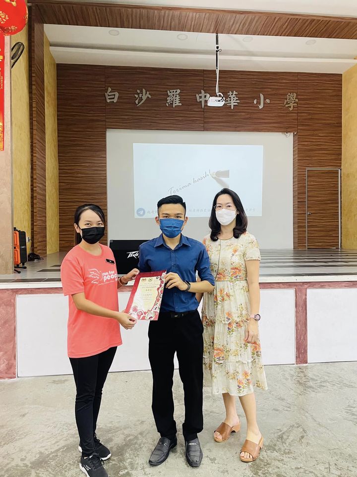 Newton Tuition Centre 牛顿补习中心 HQ @ Kepong ( SPM , PT3 , Childcare, Online Tuition ) — photo 3