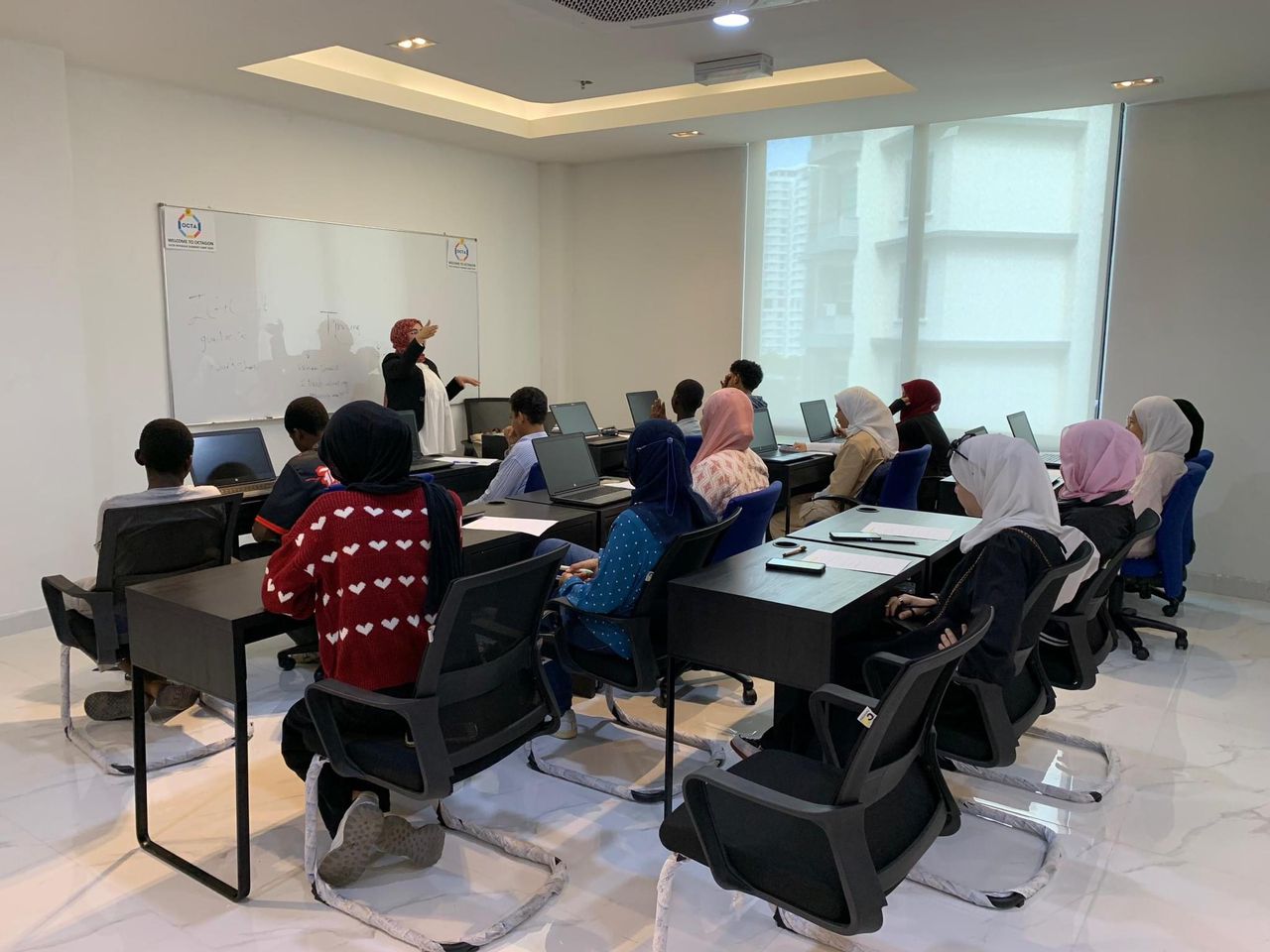 Octagon Center - Tuition Accelerator | IGCSE & A-Level — photo 2