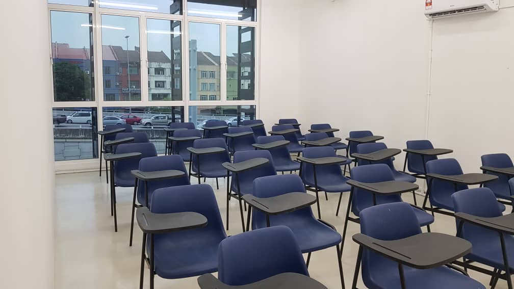 Omega Learning Puchong/Pusat Tuisyen Omega Utama/SPM/IGCSE/Tahun 4-6/Tingkatan 1-5 — photo 3