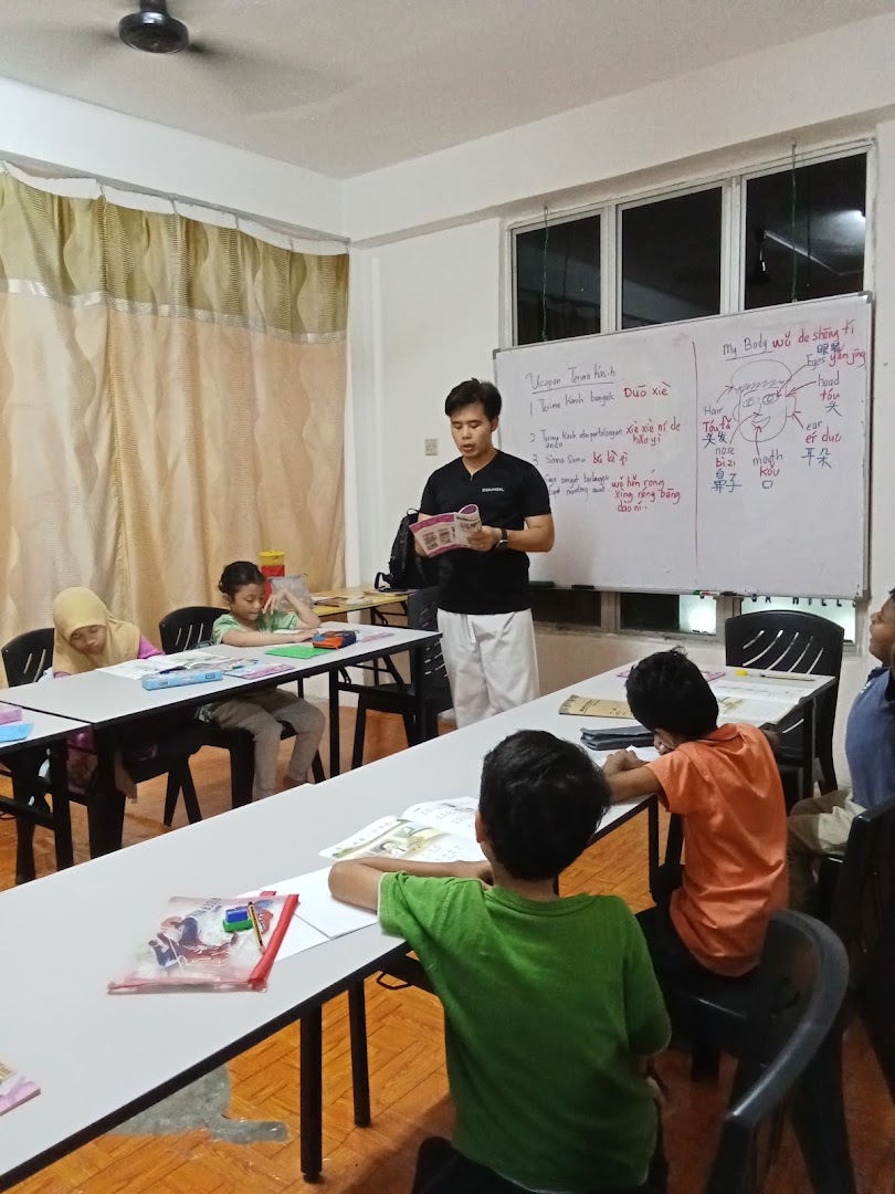 Pusat Tuisyen Fokus Bijak Bandar Baru Salak Tinggi — photo 5