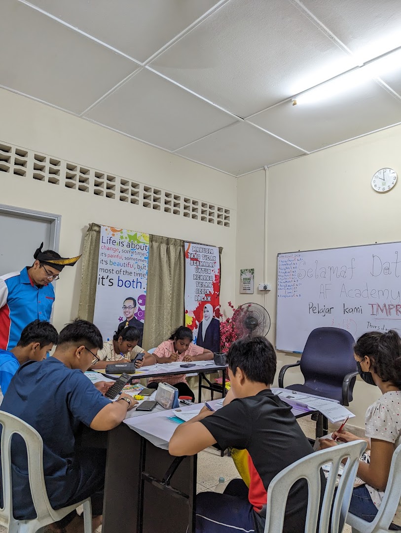 Pusat Tuisyen Ilmuwan Intelektual — photo 1