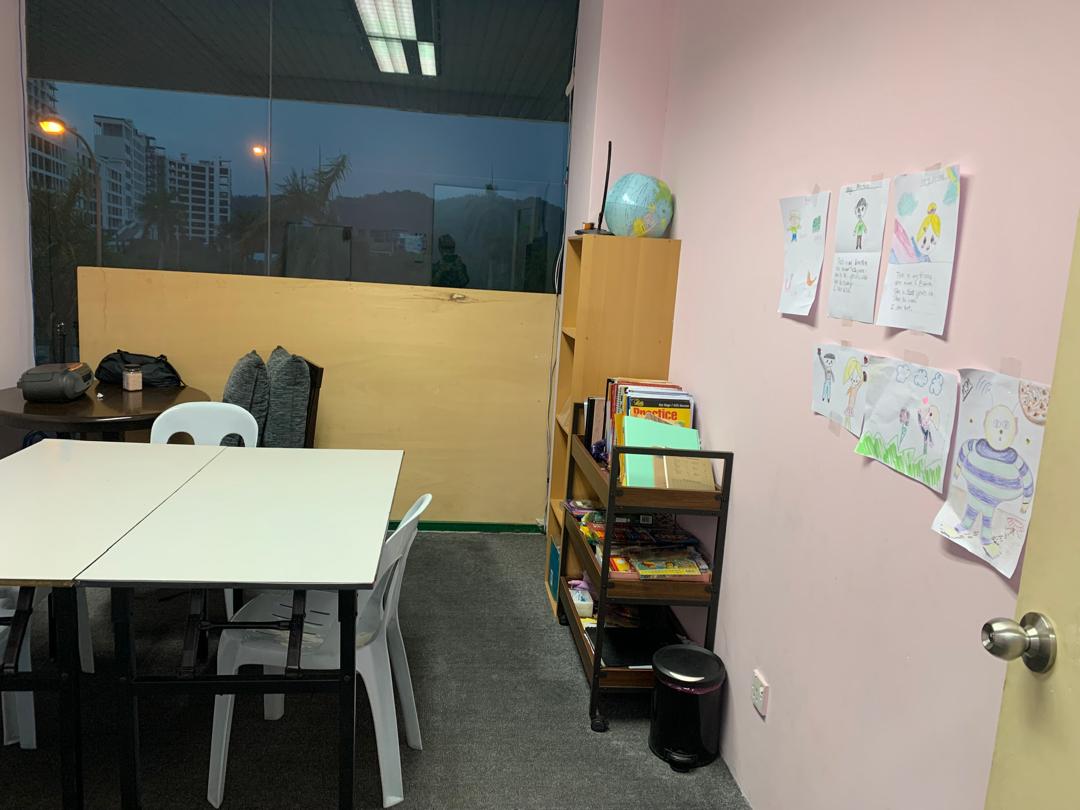 Pusat Tuisyen Indah Maju/Tuition Centre Likas Square — photo 5
