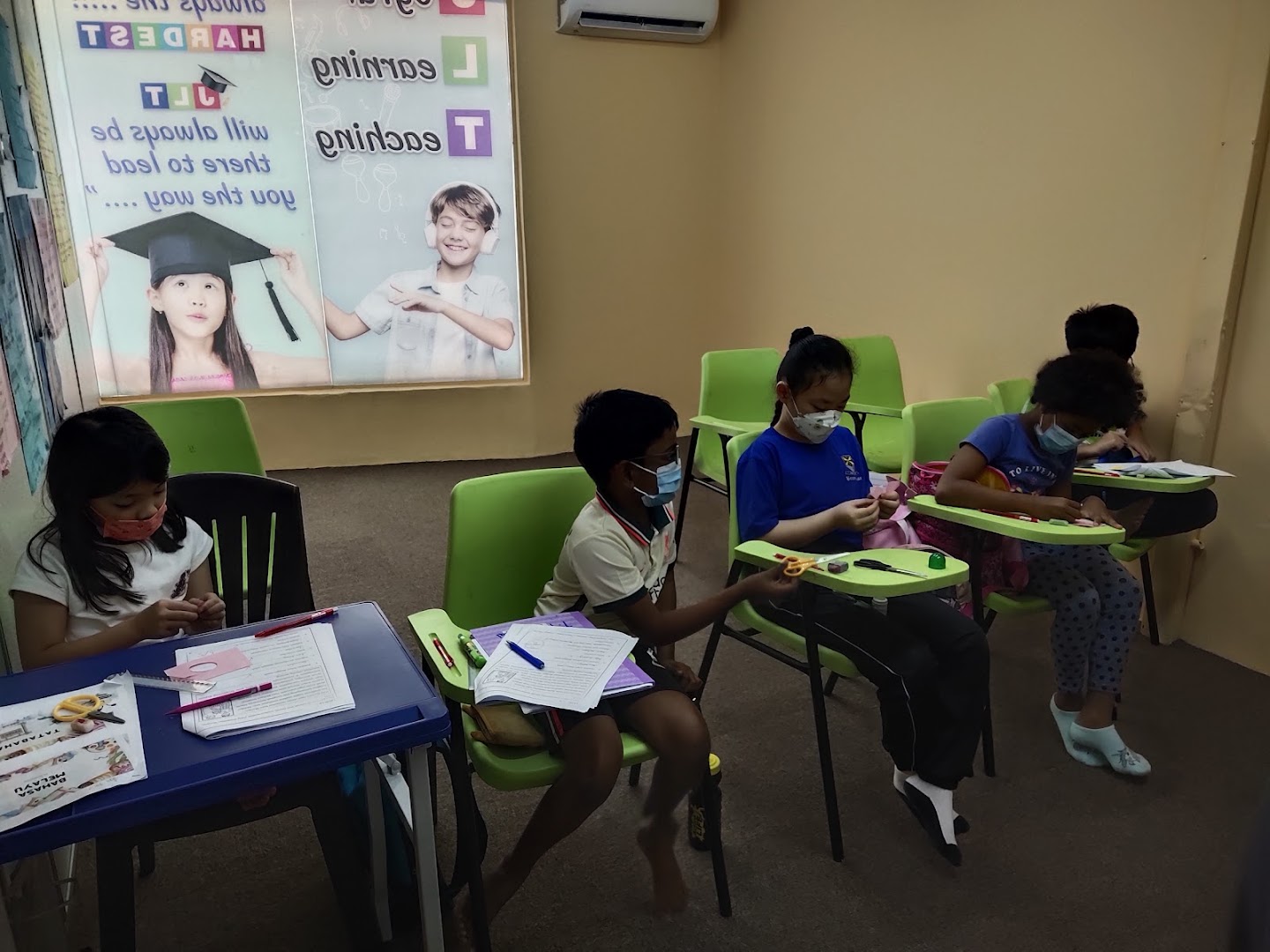 Pusat Tuisyen Juara Bahasa: Joolietaa 倬立達 — photo 3