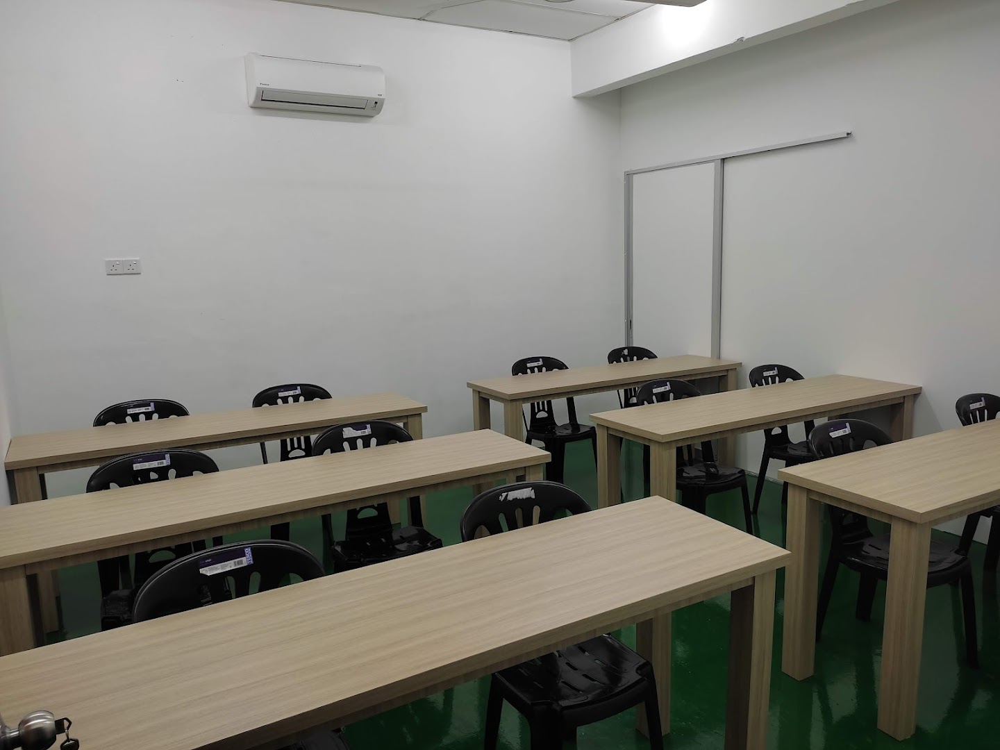 Pusat Tuisyen Premier Elit — photo 4