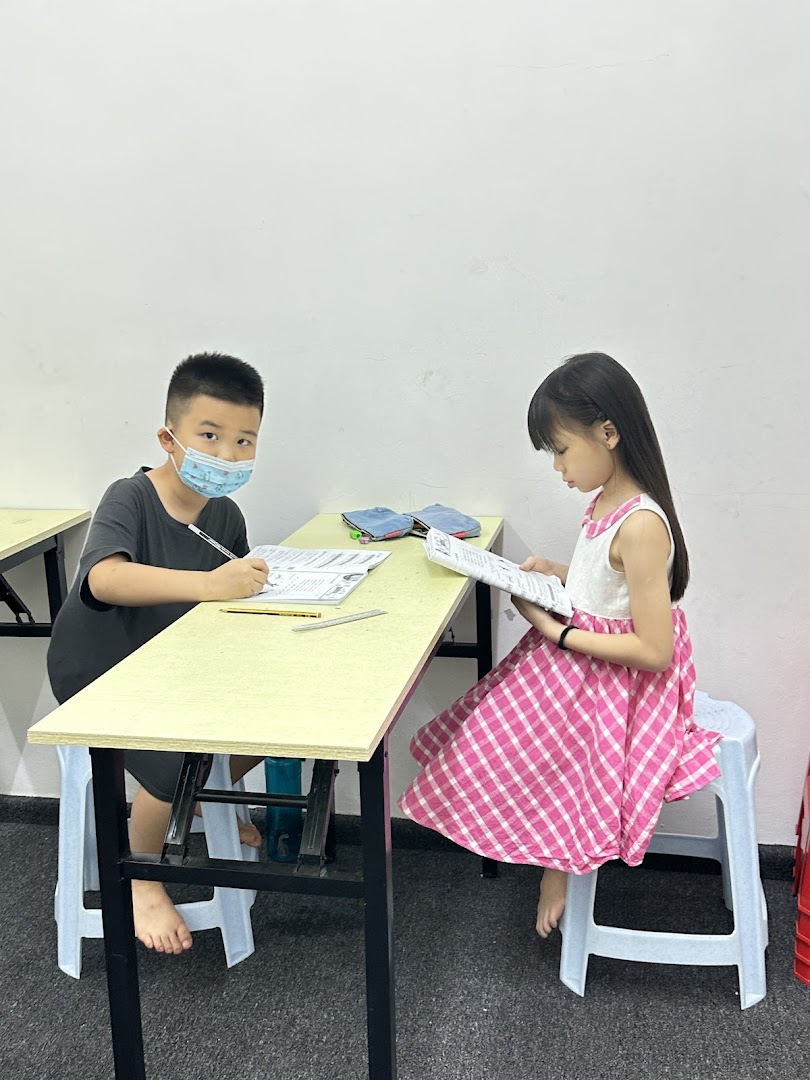 Pusat Tuisyen Prestasi Intelek 学林教育补习中心 — photo 5