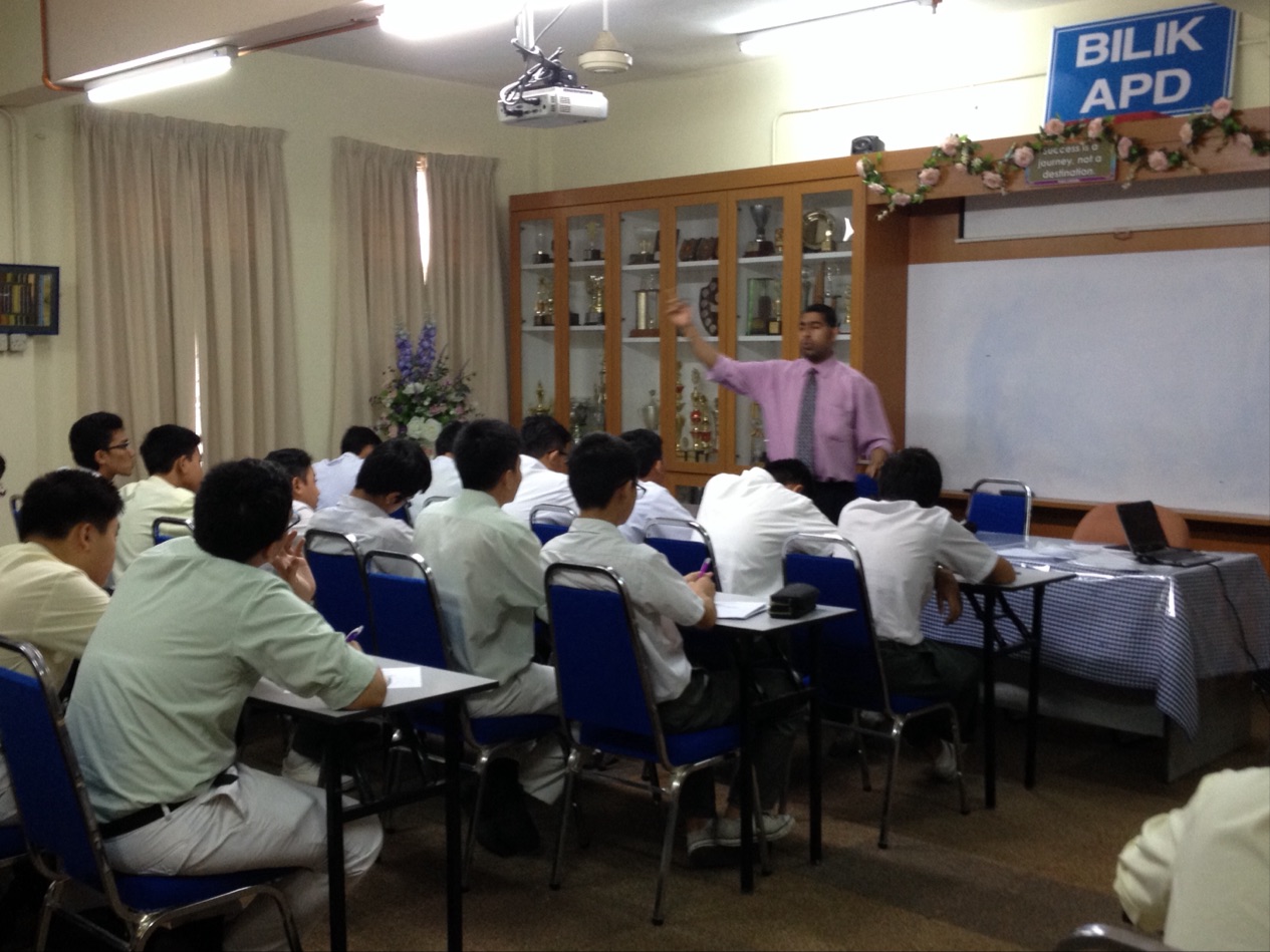 Pusat Tuisyen Rakan - 35 years going strong — photo 2