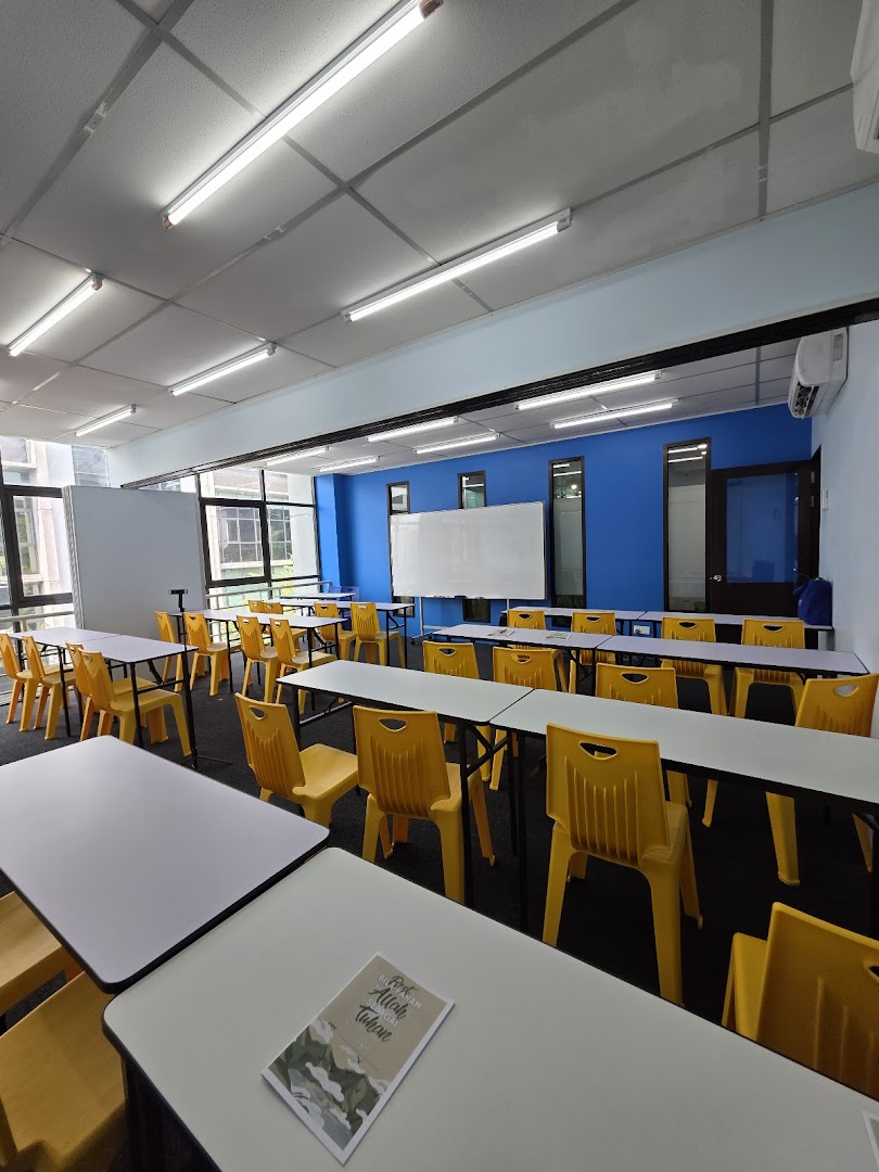 Pusat Tuisyen Serumpun Denai Alam — photo 5
