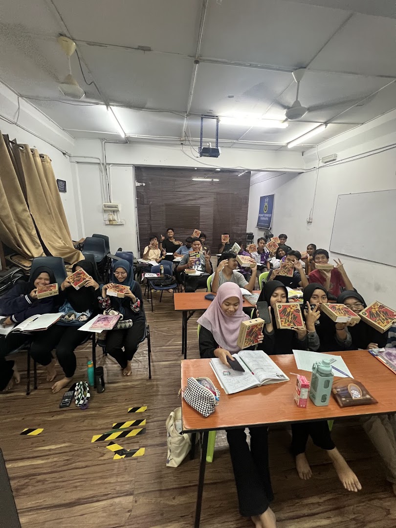 Pusat Tuisyen Versatil — photo 4