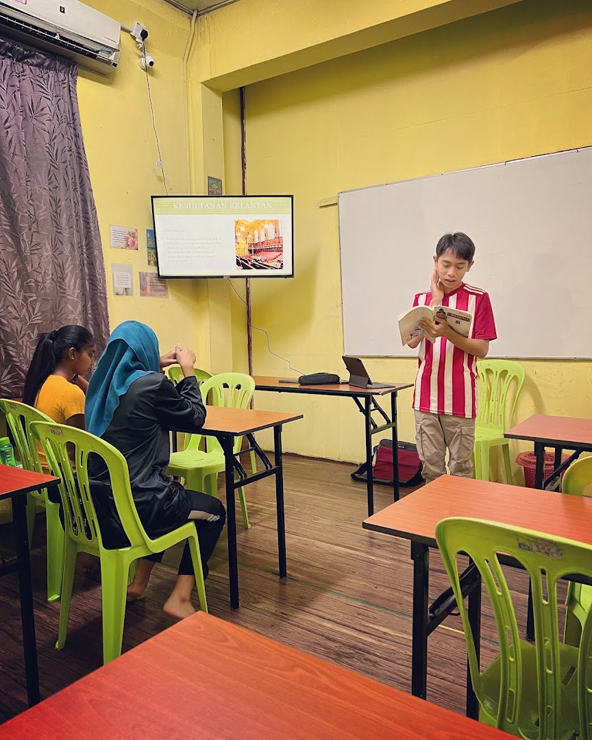 Pusat Tuisyen Versatil — photo 5