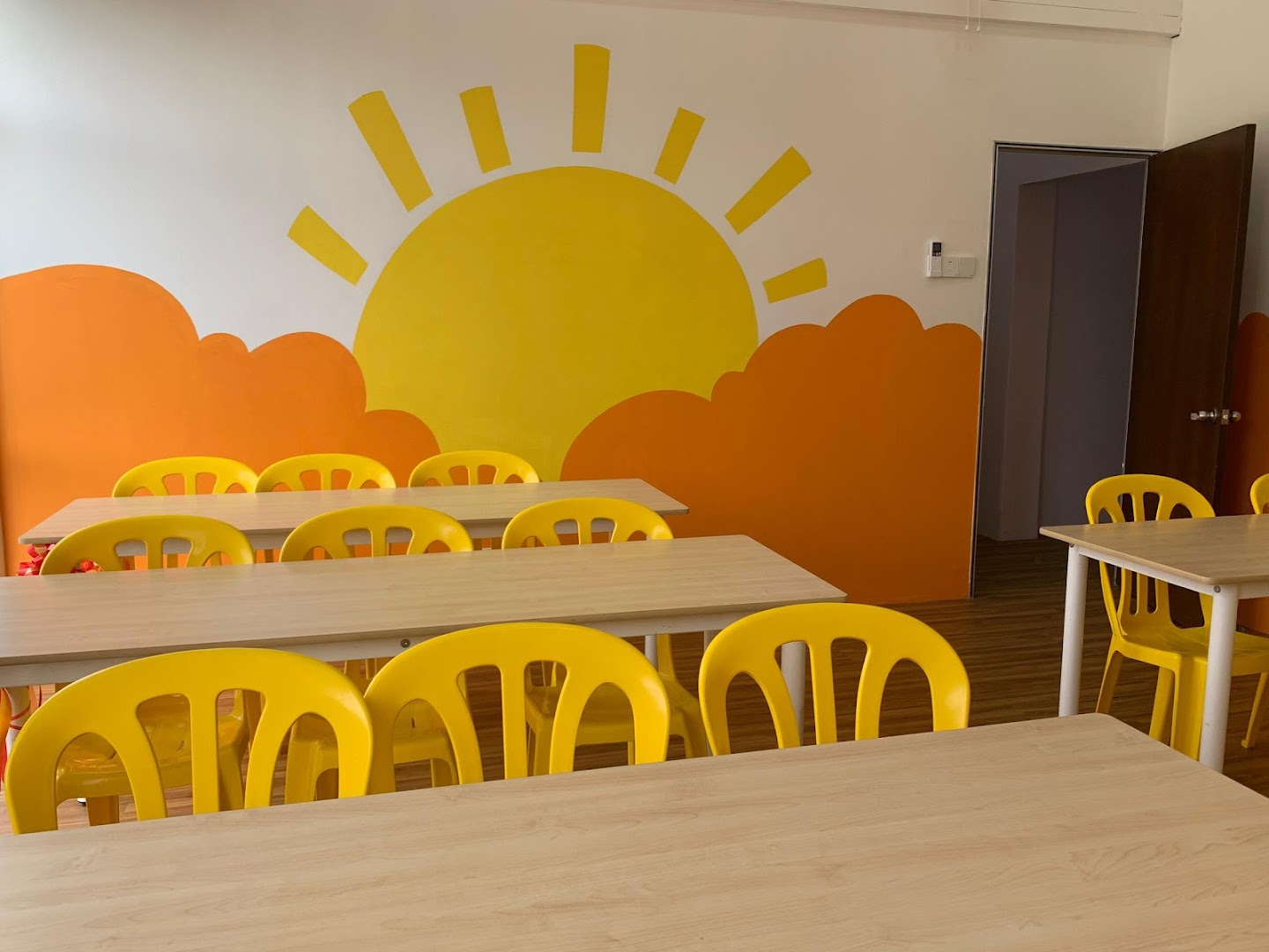 Rainbow Tuition & Enrichment 彩虹补习加油站 — photo 5