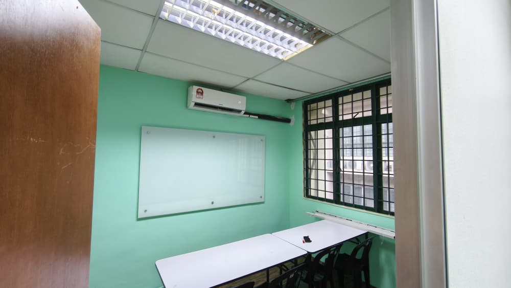 Titan Education Centre USJ9 Taipan — photo 3