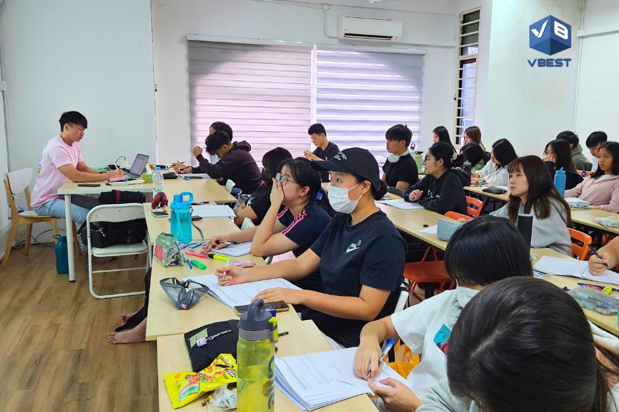 VBEST Tuition Centre @ Desa Parkcity — photo 4