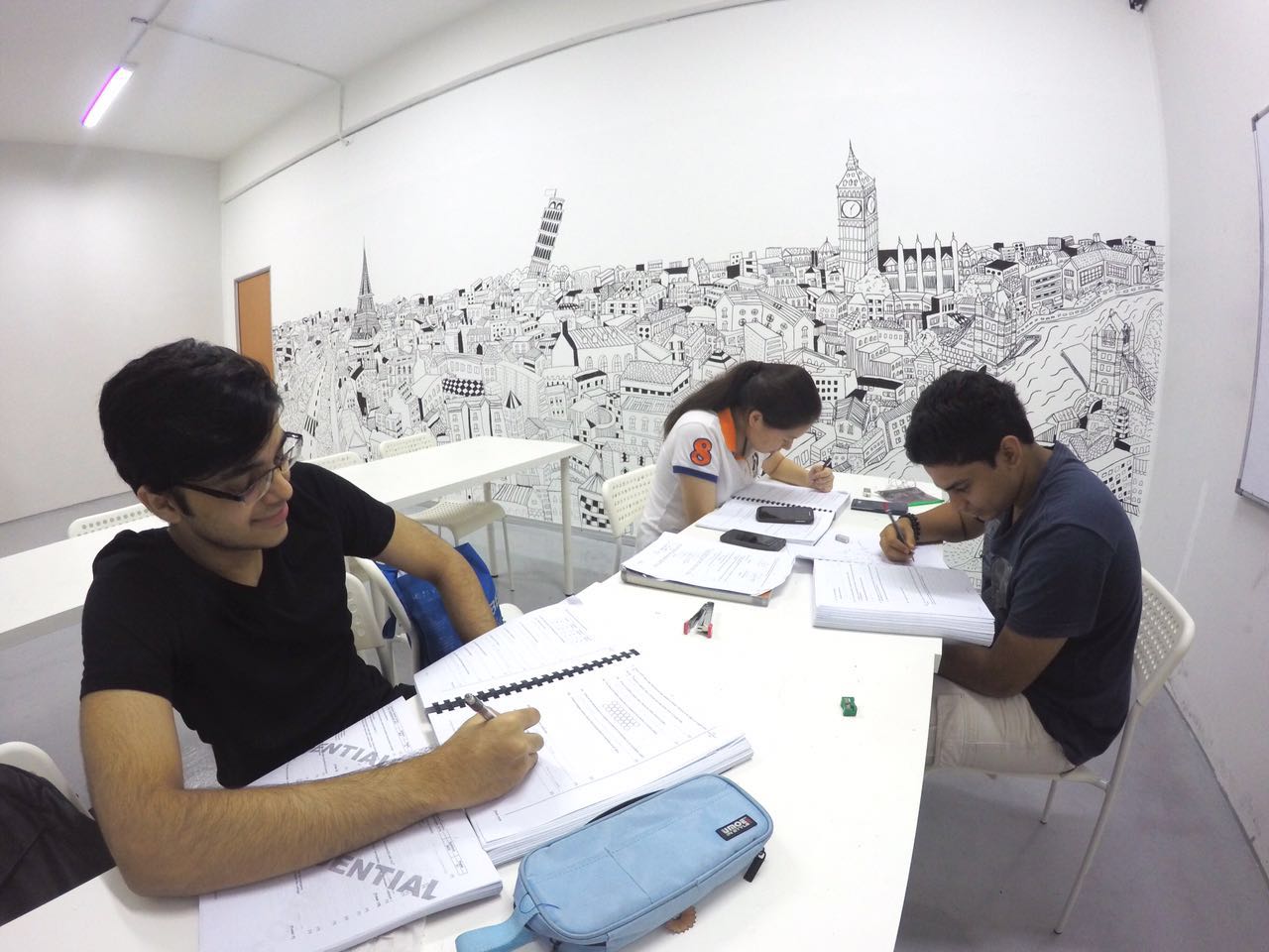 VBEST Tuition Centre @ Kota Kemuning Yr 1 to Yr 12 — photo 3