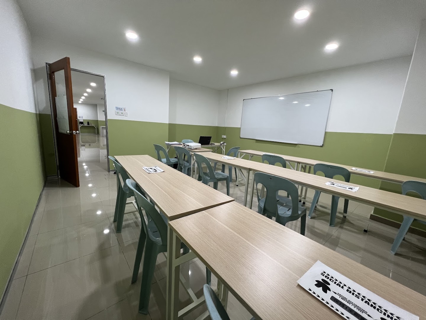 Webest Education 最好教育补习中心(Malim Jaya)) — photo 3